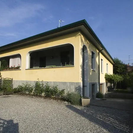 Alojamento de Acomodação e Pequeno-almoço Casa Chiara