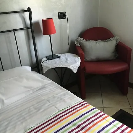 Casa Chiara Alojamento de Acomodação e Pequeno-almoço 4*